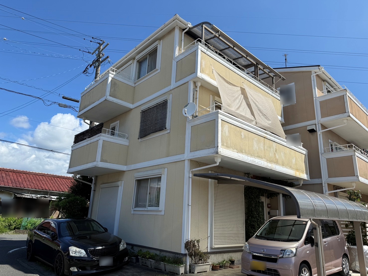 【豊川市蔵子】外壁35-40B×屋根ブラックで引き締まった印象に｜塗装施工例