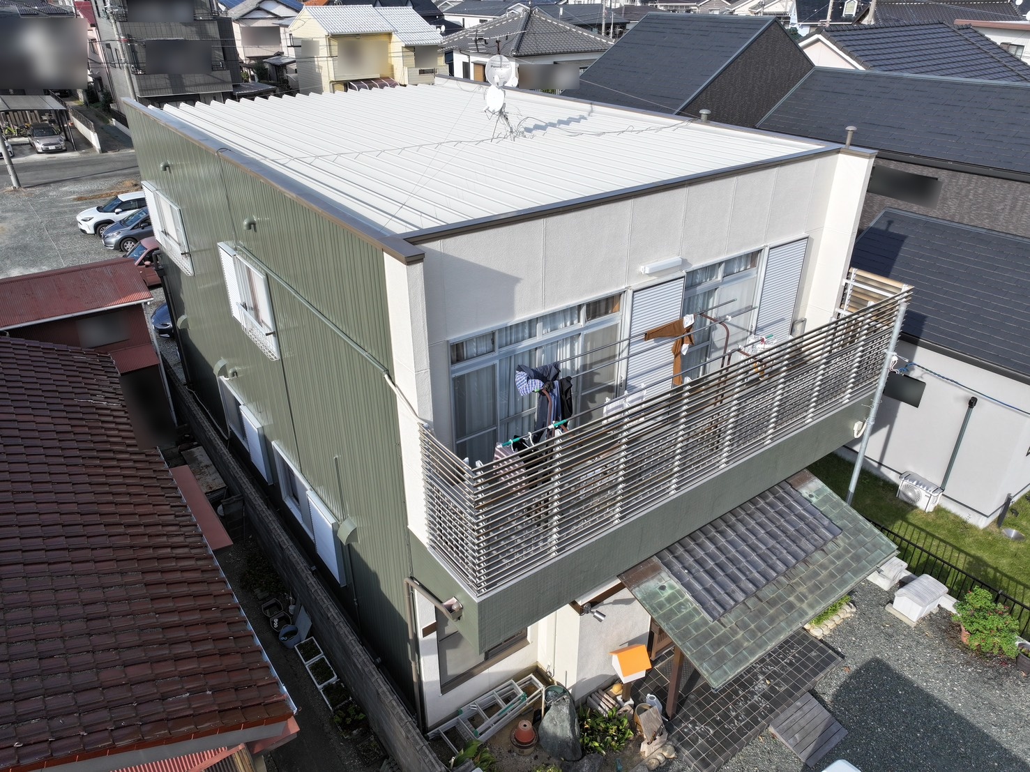 【豊川市蔵子】ホワイト×グリーンで爽やかな外観へ｜屋根・外壁塗装 O様邸 施工事例