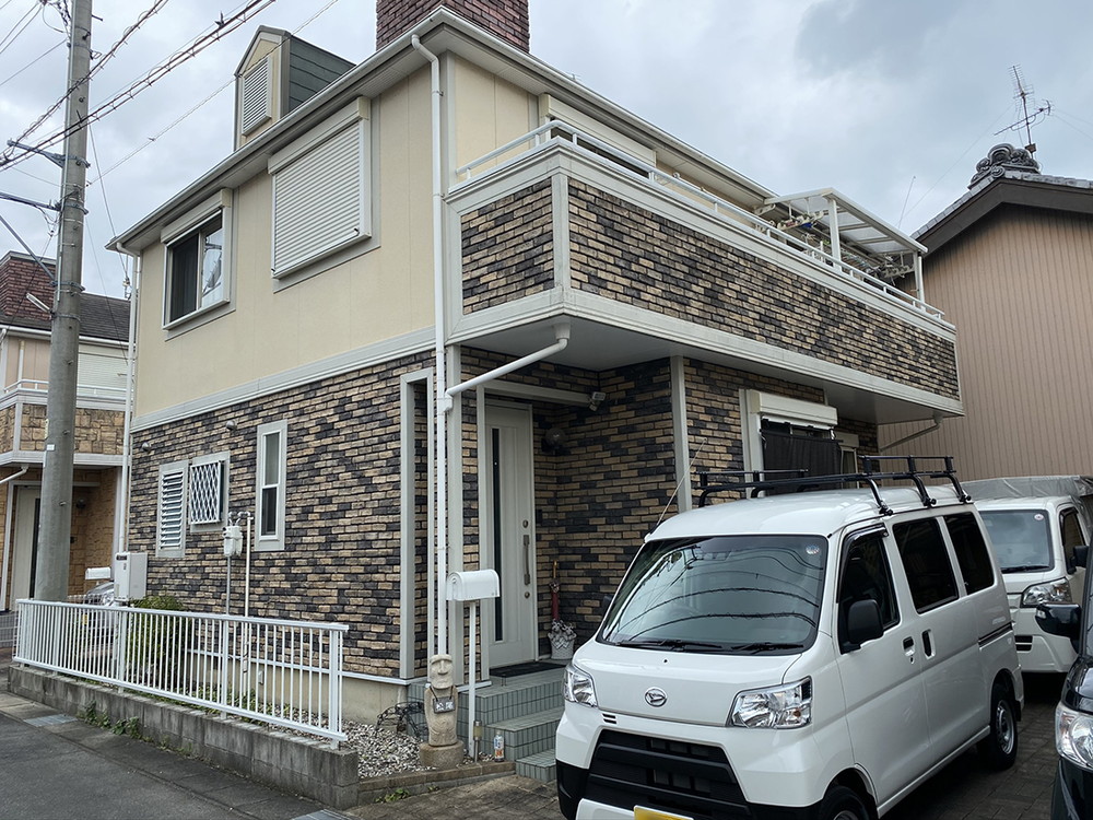 豊川市川花町 ブラウン系にイメージチェンジした外壁・屋根塗装