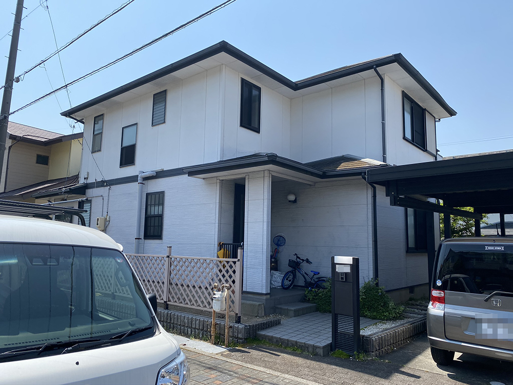豊川市長沢町 耐候性の高い無機塗料を使用した屋根・外壁塗装です