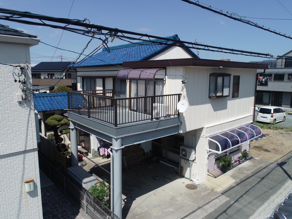 豊川市東豊町 屋根・外壁の塗替え工事！雨漏りも止まりました　