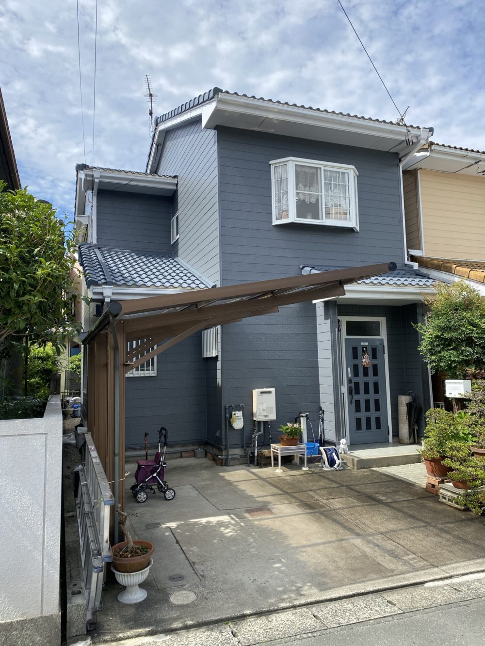 豊川市大崎町 外壁・屋根とも長持ちする無機塗料での塗替えです
