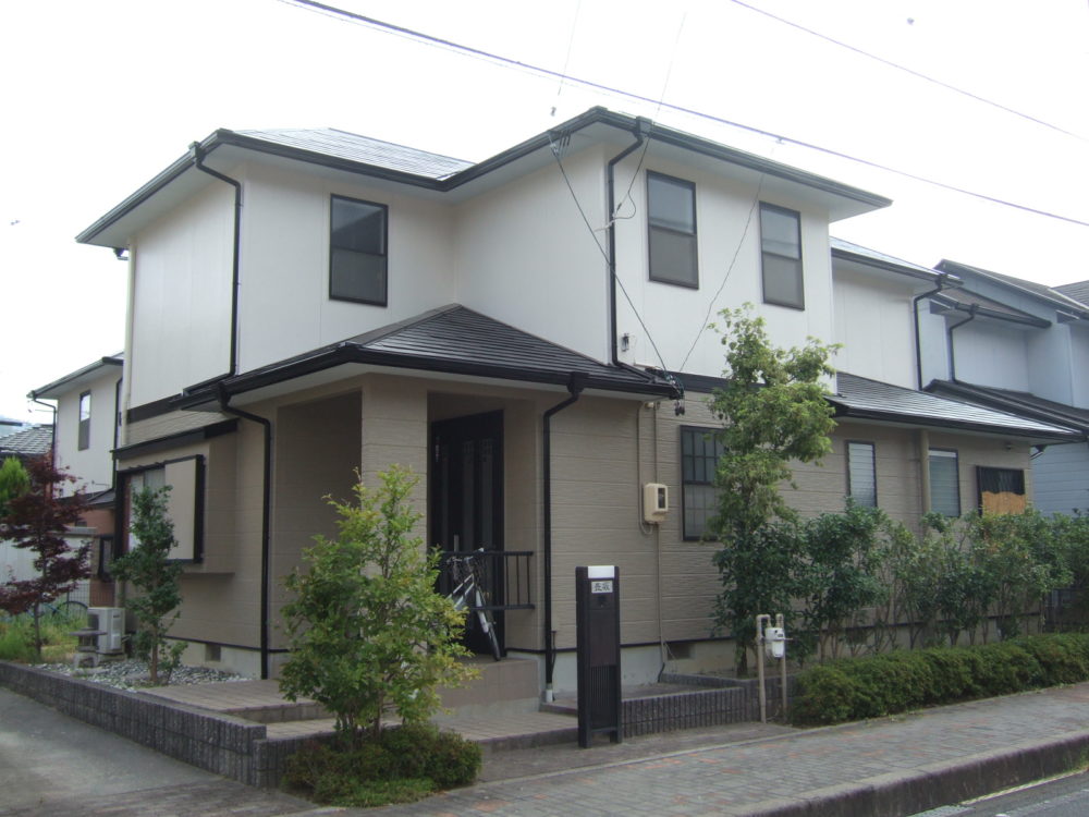 豊川市長沢町での屋根・外壁塗装工事 Ｎ様邸