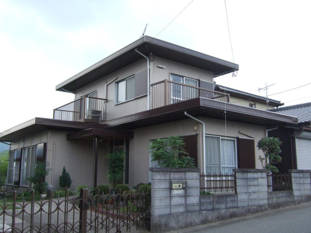 豊川市赤坂町での屋根・外壁塗装工事 Ｙ様邸