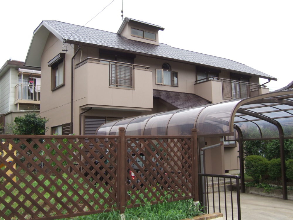 豊川市赤坂台での屋根・外壁塗装工事 H様邸