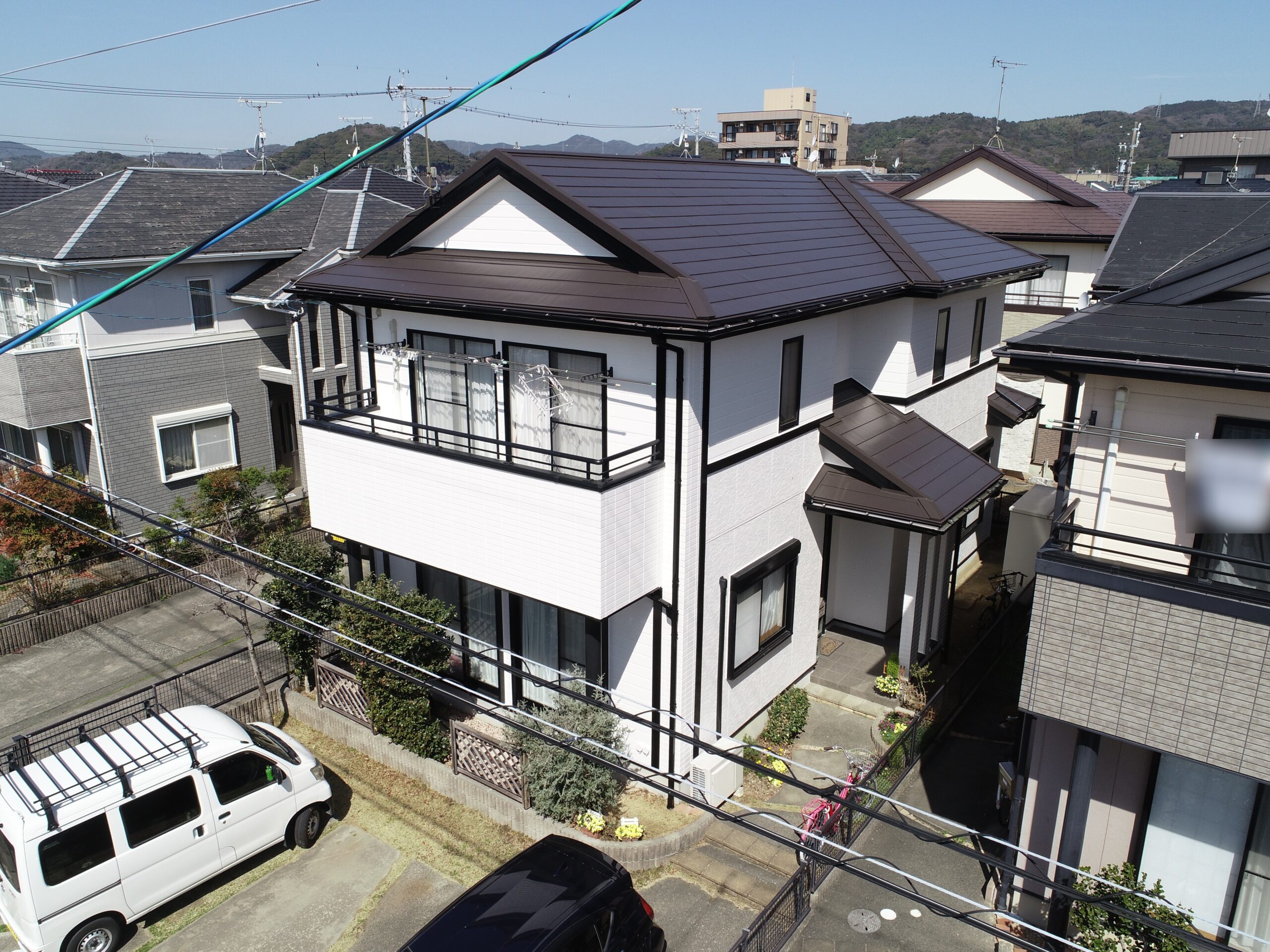 豊川市市田町 サーラ住宅の施工事例■外壁塗装と屋根カバー工事
