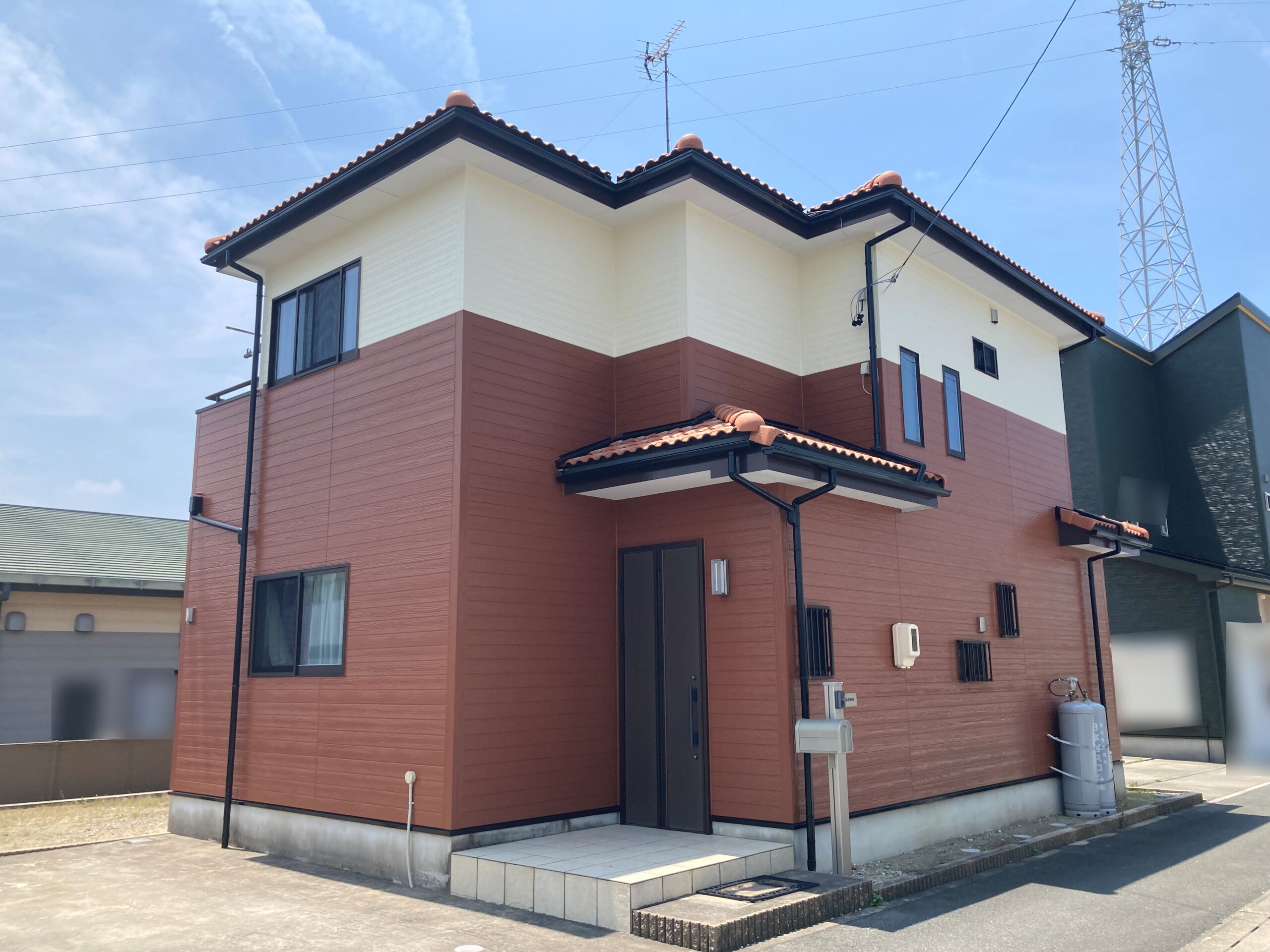 豊川市小坂井町 外壁塗替え事例【シリコンレボ】