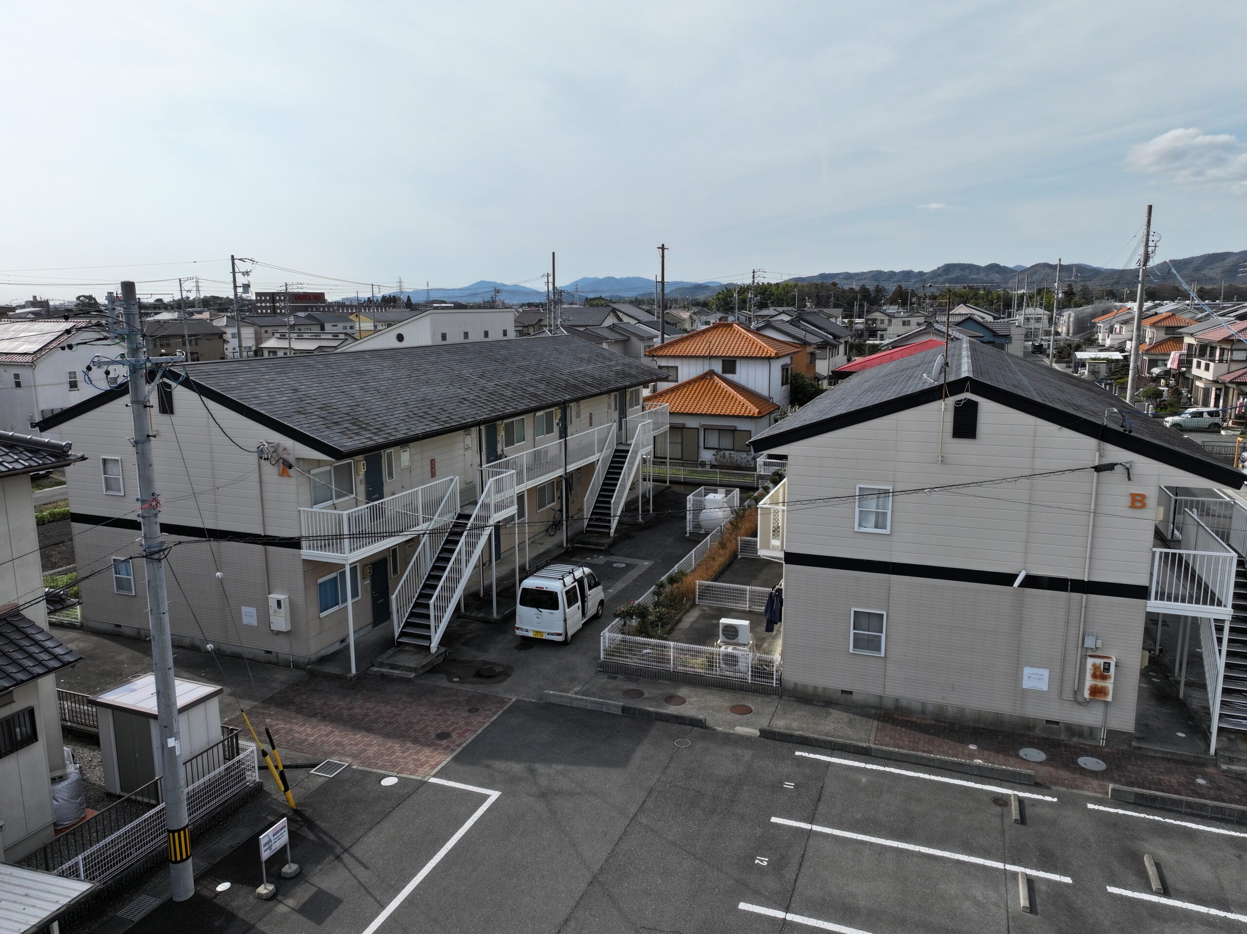 豊川市大木新町　屋根・外壁塗替え事例【ホワイト/グレー系】