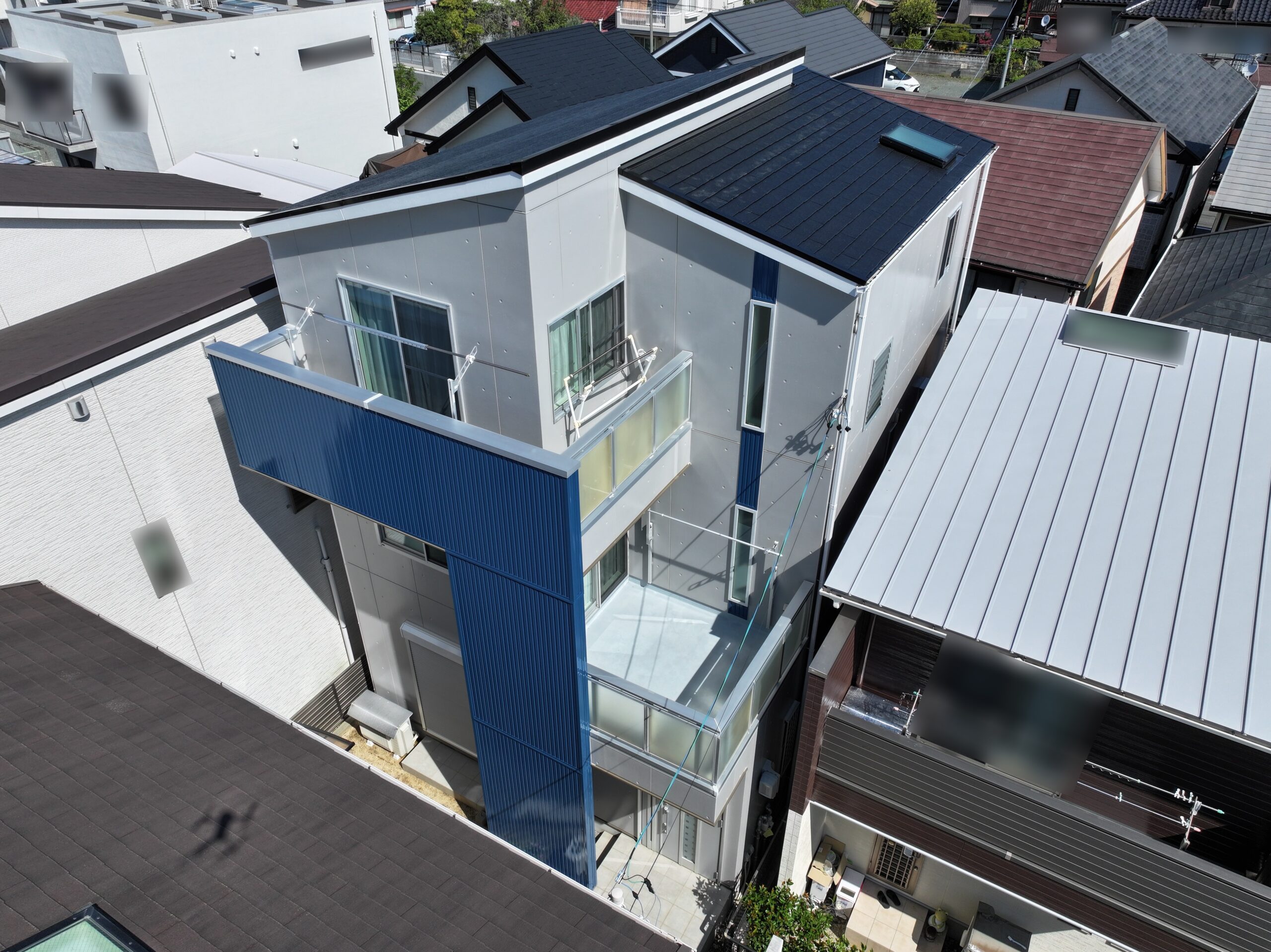 豊川市萩山町　屋根・外壁塗替え事例【ブルー/グレー系】