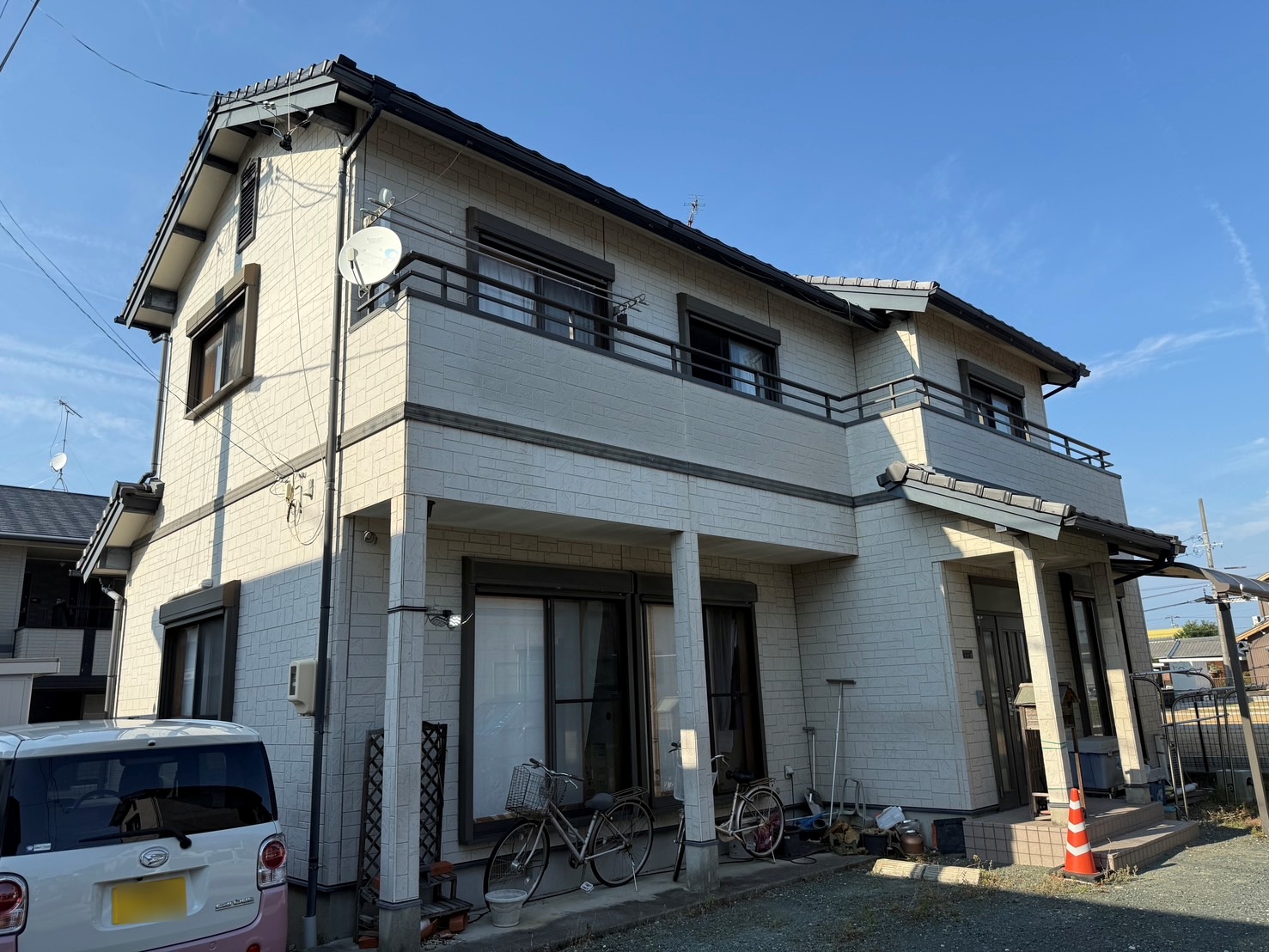 豊川市伊奈町 外壁塗替え事例【ラベンダー/オレンジ系】