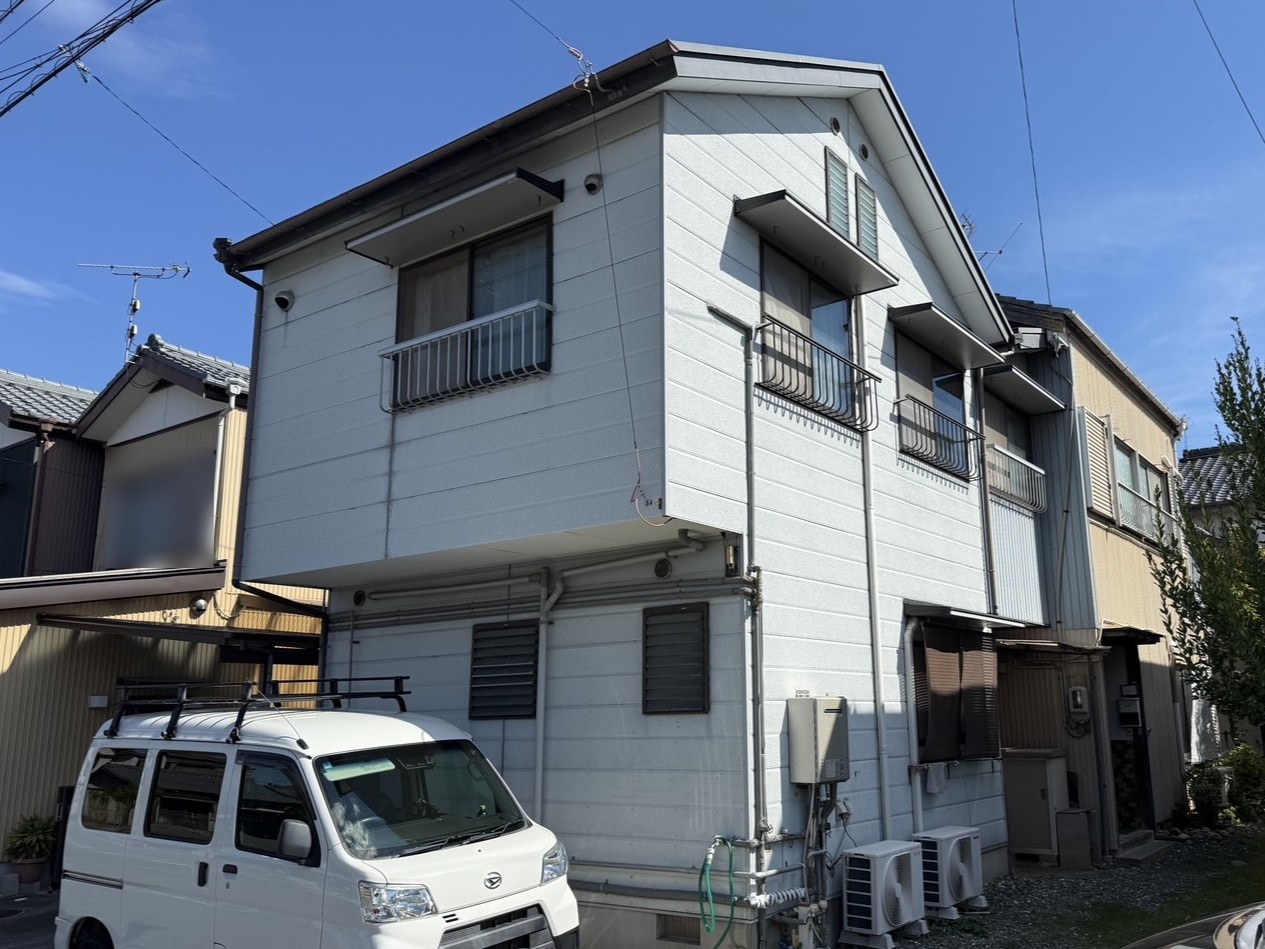 【豊川市明野町】ブルー系外壁で爽やかに一新｜フッ素塗料による屋根・外壁塗装