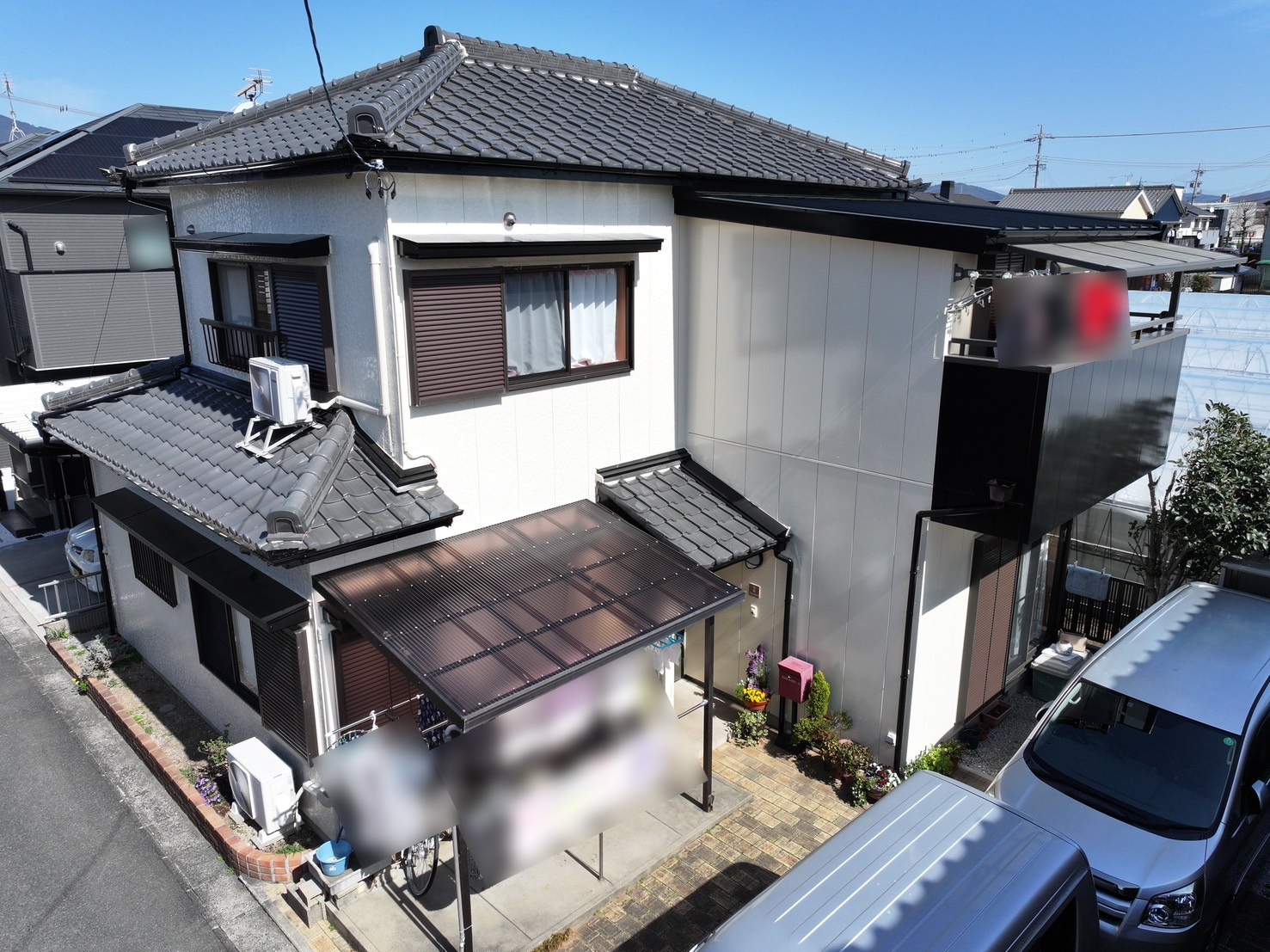 【豊川市三蔵子】フッソUVコートで屋根・外壁を高耐久リニューアル｜ホワイト系塗装